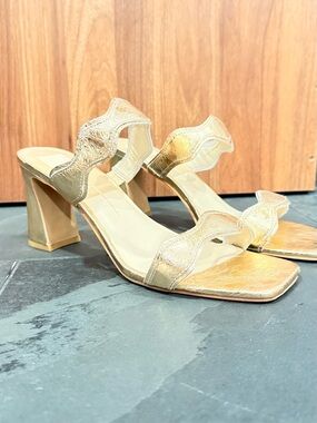 Dolce Vita Gold Wavy Strap Block Heels Size 11W